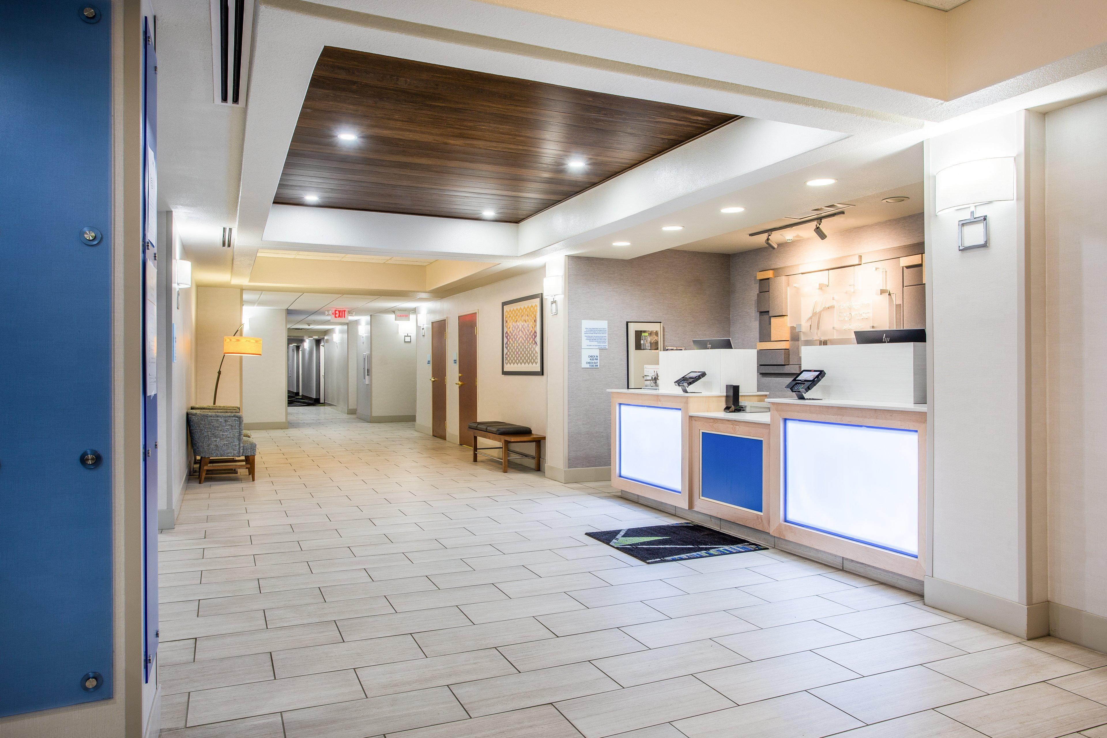 Holiday Inn Express Hotel & Suites Lewisburg By Ihg Exterior photo