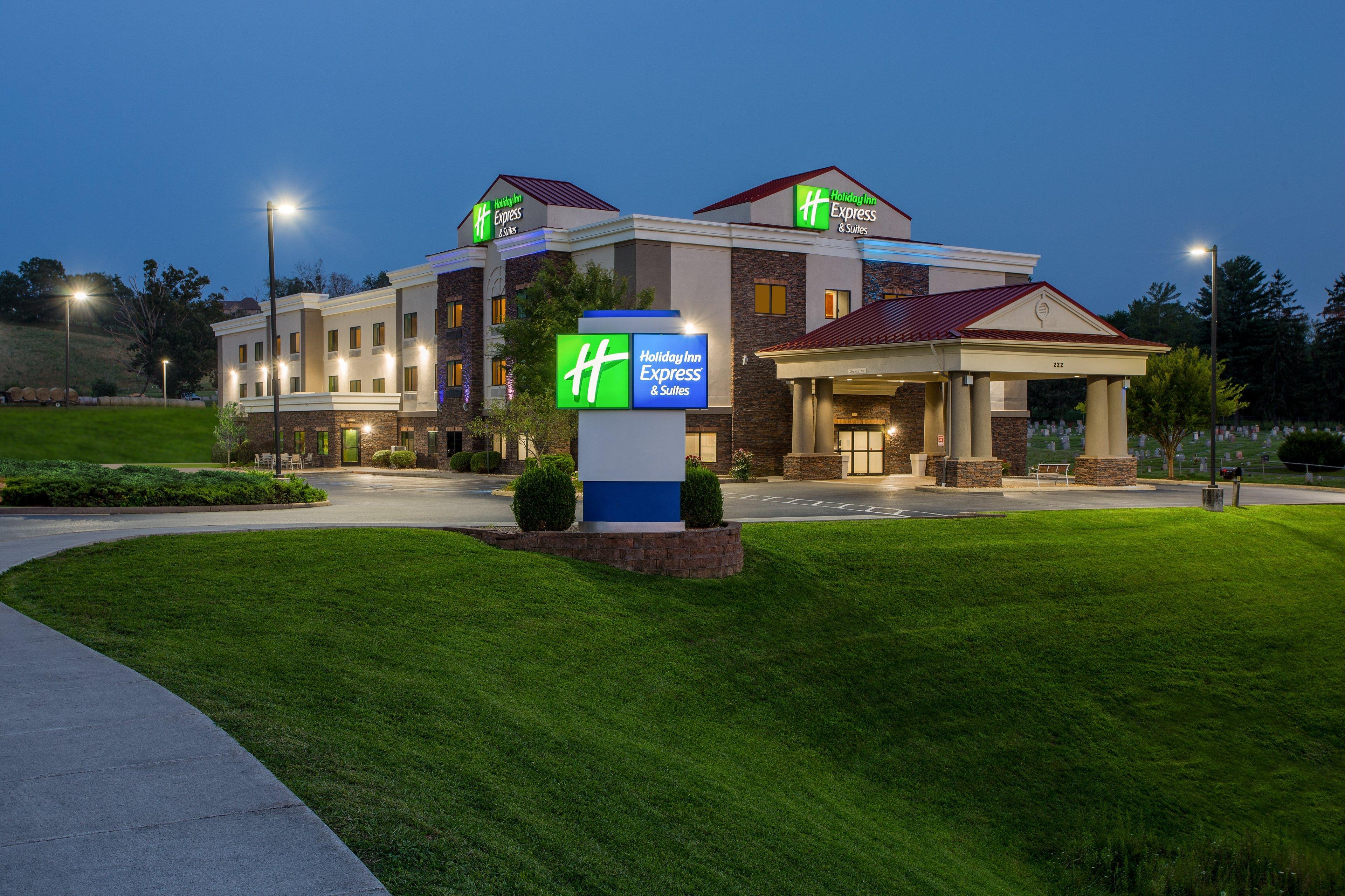 Holiday Inn Express Hotel & Suites Lewisburg By Ihg Exterior photo